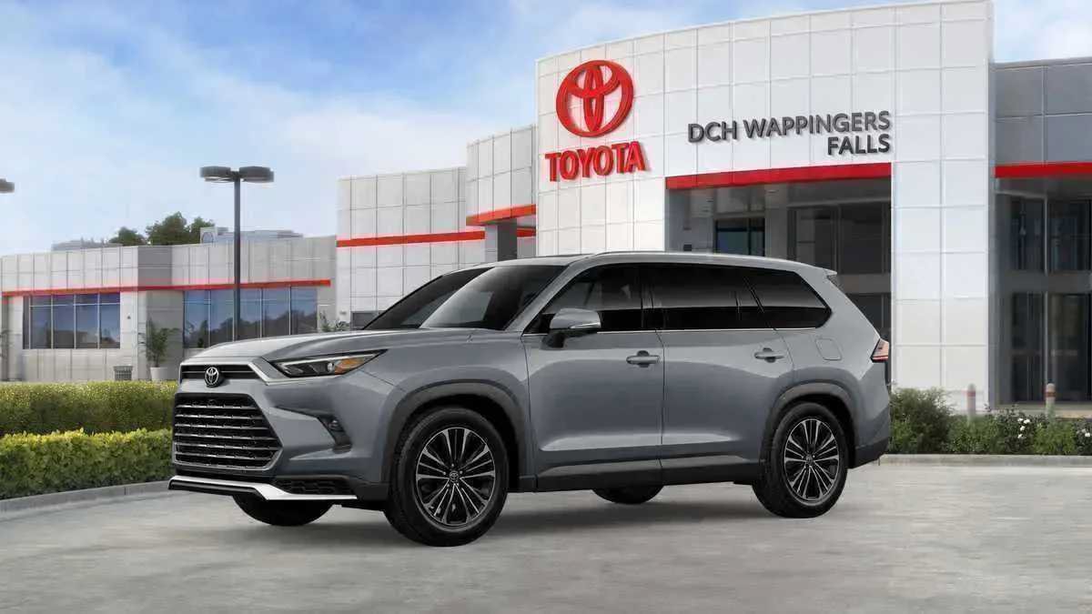 New 2026 Toyota Grand Highlander AWD Hybrid image 3