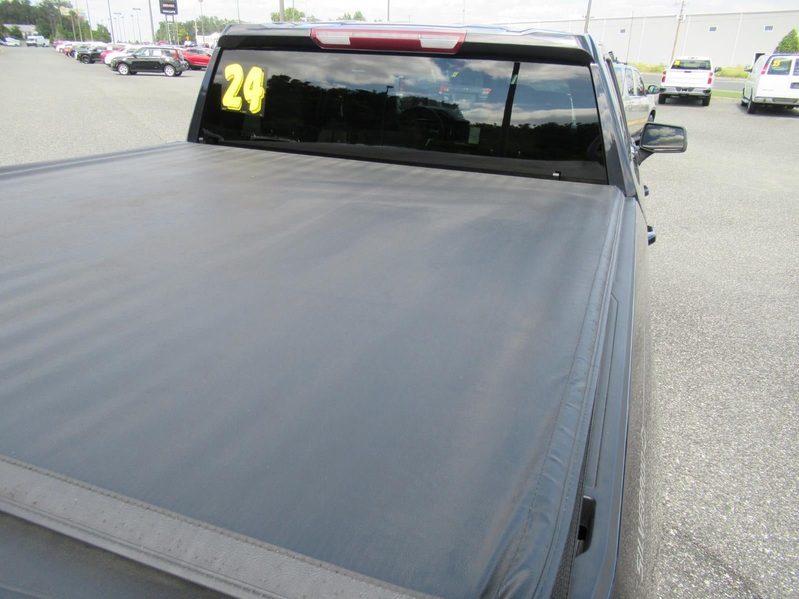 Used 2024 Chevrolet Silverado 1500 LT w/ Z71 Off-Road Package AWD/4WD image 34