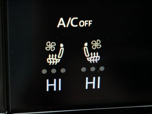 Certified 2025 Volkswagen Atlas SE w/ Panoramic Sunroof Package image 30