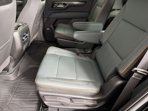 New 2026 GMC Yukon AT4 w/ AT4 Premium Plus Package image 43