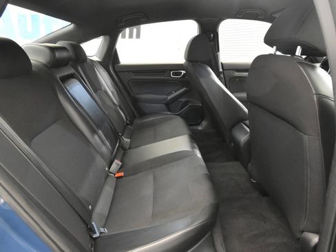 Used 2025 Honda Civic Sport image 16