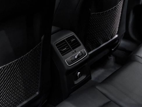 Used 2017 Audi A4 2.0T Premium image 42