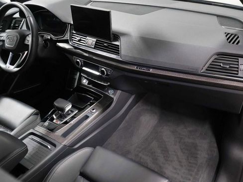 Used 2023 Audi SQ5 Prestige w/ Prestige Package AWD/4WD image 6