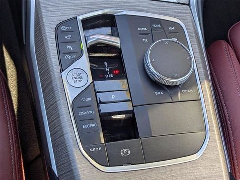 Used 2025 BMW 330i xDrive 330i xDrive w/ Premium Package image 12