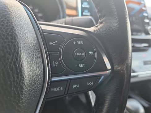 Used 2019 Toyota Avalon XLE w/ Moonroof Package FWD image 15