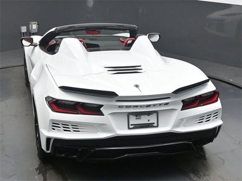 New 2026 Chevrolet Corvette E-Ray w/ Stealth Interior Trim Package image 36