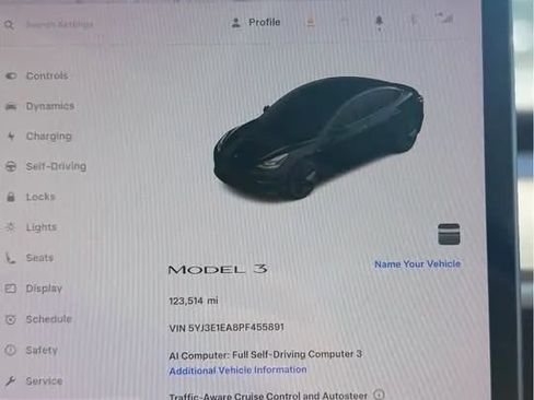 Used 2023 Tesla Model 3 Standard Range RWD image 3