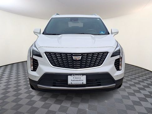 Used 2020 Cadillac XT4 Premium Luxury w/ Cold Weather Package AWD/4WD image 2