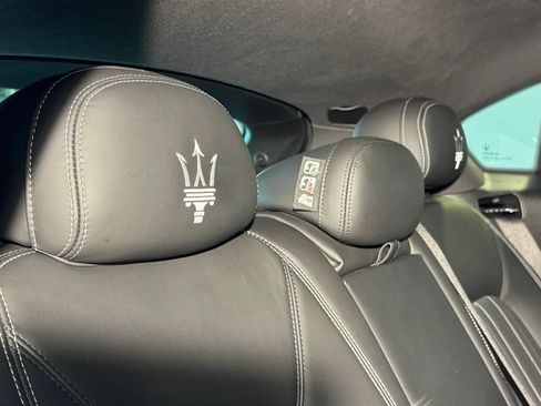 Used 2017 Maserati Levante w/ Sport Package AWD/4WD image 26
