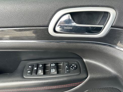 Used 2019 Jeep Grand Cherokee Trailhawk AWD/4WD image 10