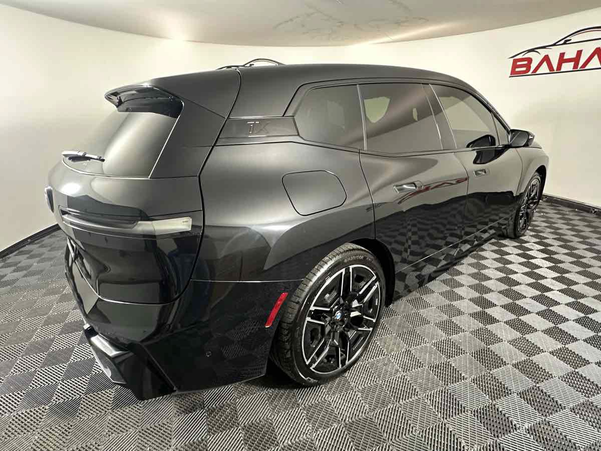 Used 2026 BMW iX M70 AWD/4WD image 8