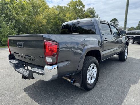 Used 2020 Toyota Tacoma SR5 image 20