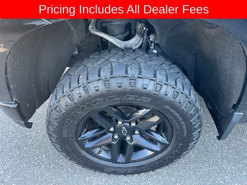 Used 2021 Chevrolet Silverado 1500 Custom Trail Boss AWD/4WD image 5