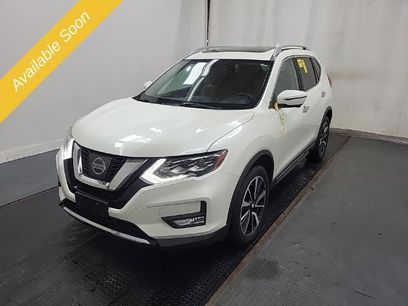 Used 2017 Nissan Rogue SL