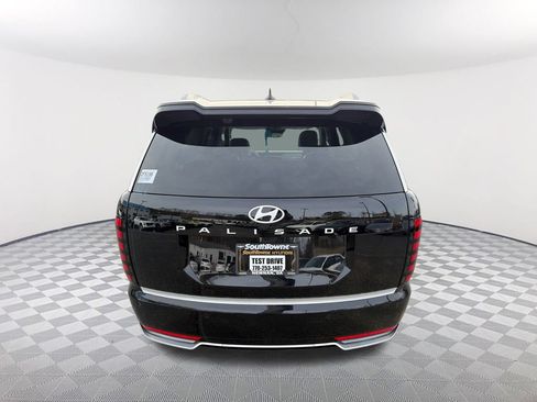 New 2026 Hyundai Palisade Calligraphy FWD image 6