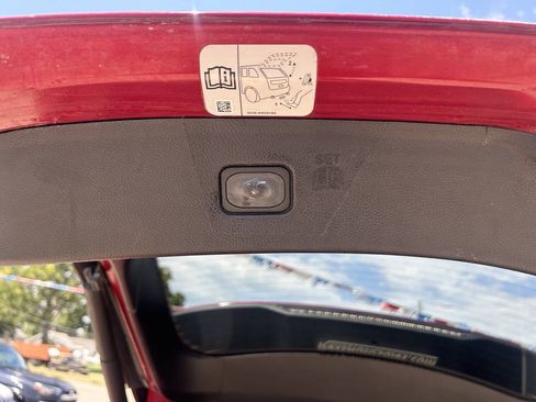 Used 2017 Ford Edge Titanium FWD image 28