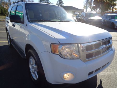 Used 2012 Ford Escape XLT image 10