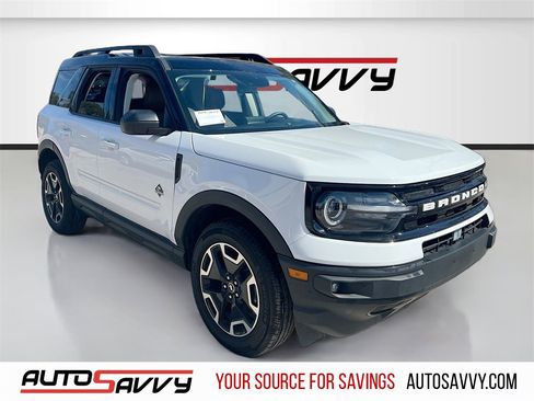 Used 2024 Ford Bronco Sport Outer Banks w/ Tech Package image 1