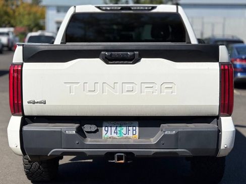 Used 2023 Toyota Tundra SR5 w/ SR5 Convenience Package AWD/4WD image 4