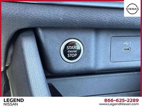 Used 2023 Nissan Rogue SV w/ SV Premium B Package AWD/4WD image 24