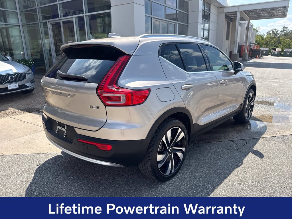Certified 2024 Volvo XC40 B5 Plus w/ Protection Package Premier AWD/4WD image 7