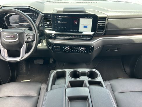 Certified 2025 GMC Sierra 1500 SLT AWD/4WD image 15