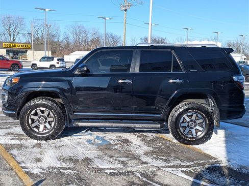 Used 2016 Toyota 4Runner Limited image 6