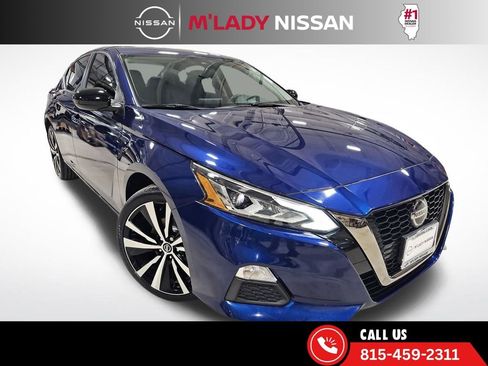 Used 2022 Nissan Altima 2.5 SR image 1