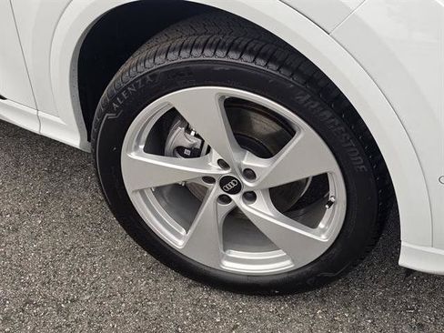 Used 2025 Audi Q5 Premium Plus image 31