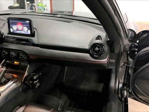 Used 2018 MAZDA MX-5 Miata RF Club w/ Brembo/BBS Package image 19