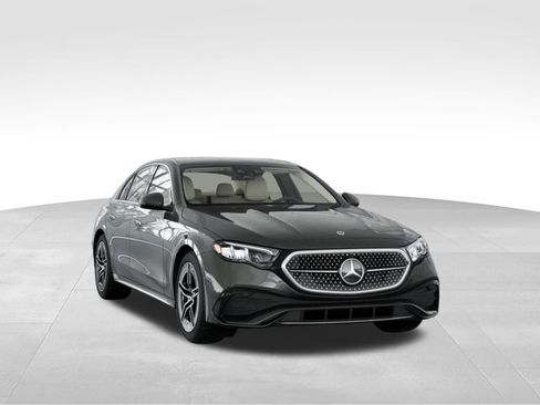 New 2026 Mercedes-Benz E 350 4MATIC Sedan image 10