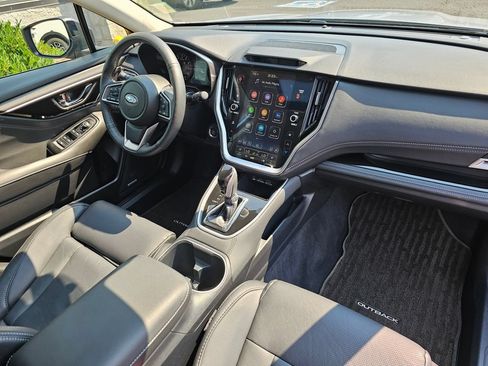 Certified 2025 Subaru Outback Limited AWD/4WD image 10