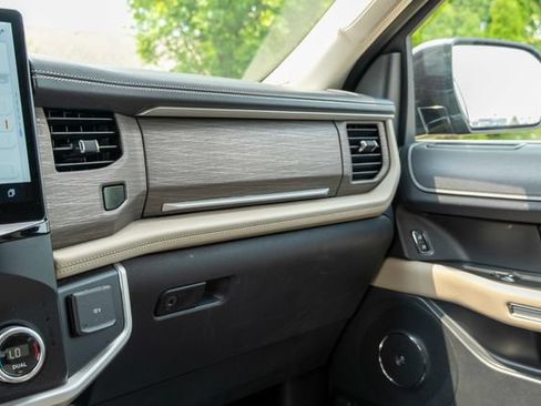 Used 2024 Ford Expedition Limited AWD/4WD image 80