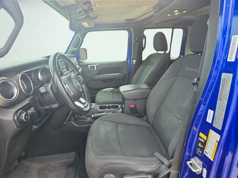 Used 2020 Jeep Wrangler Unlimited Sahara AWD/4WD image 18