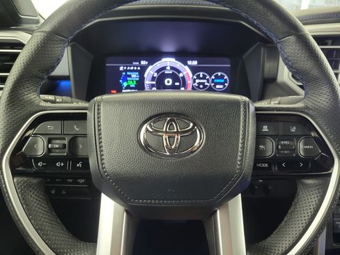 Used 2023 Toyota Tundra Platinum AWD/4WD image 21