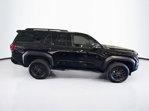 Used 2026 Toyota 4Runner SR5 AWD/4WD image 10