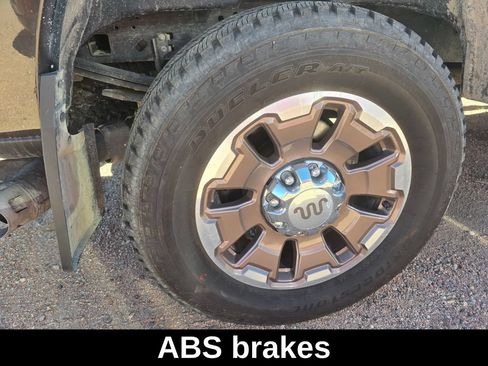 Used 2024 Ford F250 King Ranch w/ FX4 Off-Road Package AWD/4WD image 9