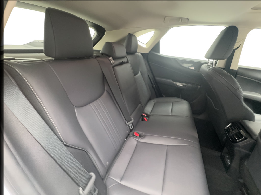 Used 2025 Lexus NX 250 FWD w/ Towing Package (2000 Lbs) image 29