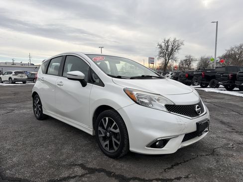 Used 2016 Nissan Versa Note SR image 3