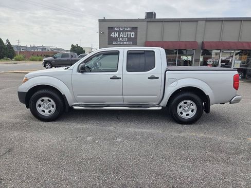 Used 2012 Nissan Frontier S AWD/4WD image 1
