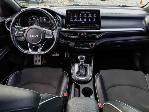 Used 2022 Kia Forte GT-Line image 21