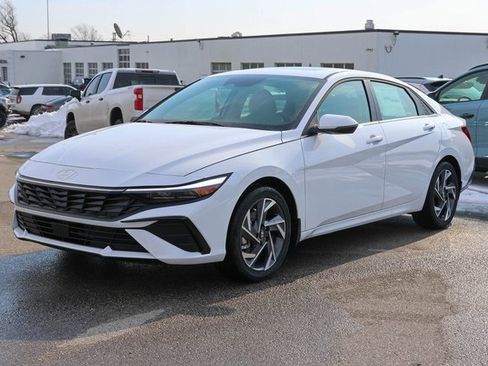 New 2026 Hyundai Elantra Limited image 6