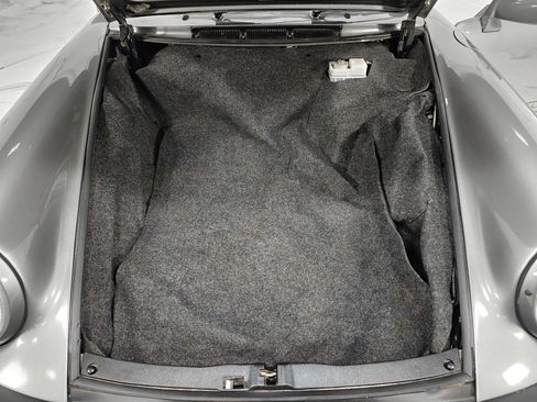 Used 1987 Porsche 911 Carrera RWD image 15