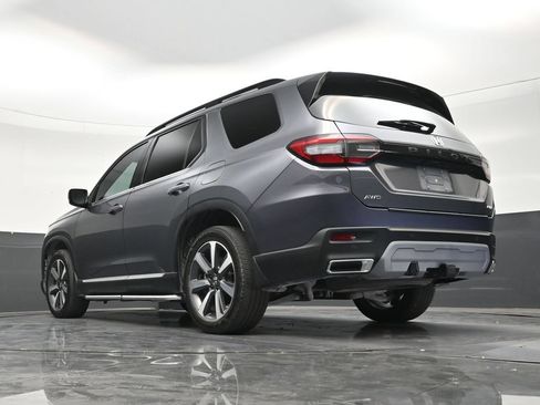 Used 2024 Honda Pilot Elite image 21