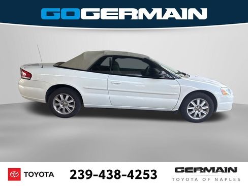 Used 2004 Chrysler Sebring GTC image 10