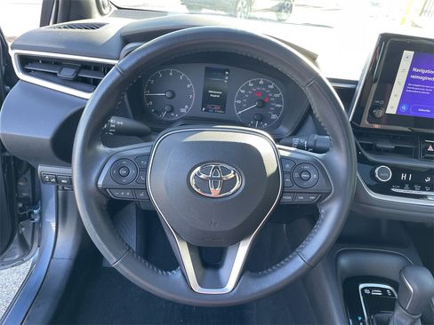 Used 2023 Toyota Corolla SE w/ SE Premium Package image 16