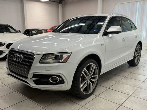 Used 2016 Audi SQ5 Premium Plus w/ Technology Package AWD/4WD image 3