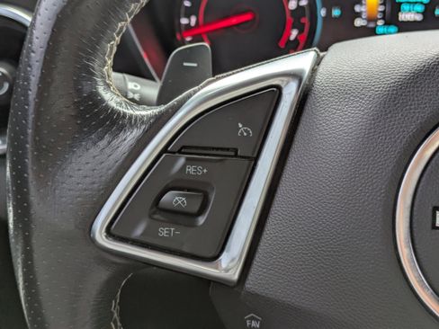 Used 2018 Chevrolet Camaro SS image 13