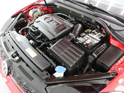 Used 2021 Volkswagen GTI SE FWD image 68