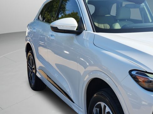 Used 2025 Audi Q5 Premium AWD/4WD image 62